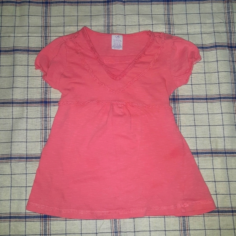 Girls XS 4/5 cute, ruffled pink top
